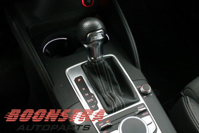 Audi A3 Sportback 1.4 TFSI 16V e-tron Sloopvoertuig (2015, Grijs)