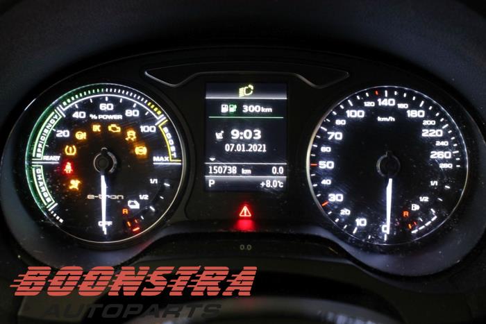 Audi A3 Sportback 1.4 TFSI 16V e-tron Sloopvoertuig (2015, Grijs)