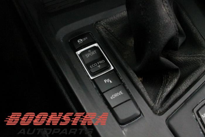 BMW X1 xDrive 25e 1.5 12V TwinPower Turbo Sloopvoertuig (2020, Wit)