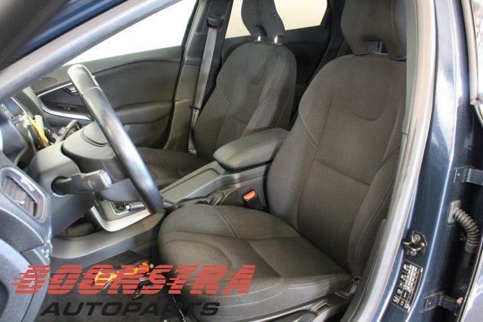 Volvo V40 1.6 D2 Sloopvoertuig (2012, Blauw)