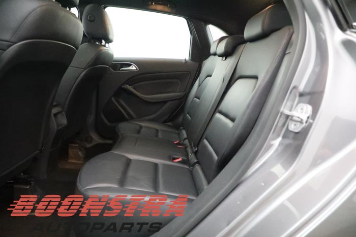 Mercedes B 1.6 B-180 BlueEFFICIENCY Turbo 16V Sloopvoertuig (2012, Grijs)