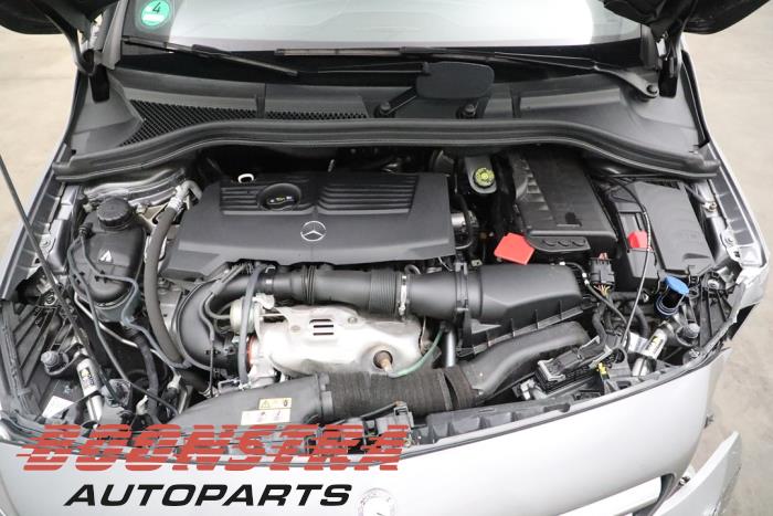 Mercedes B 1.6 B-180 BlueEFFICIENCY Turbo 16V Sloopvoertuig (2012, Grijs)