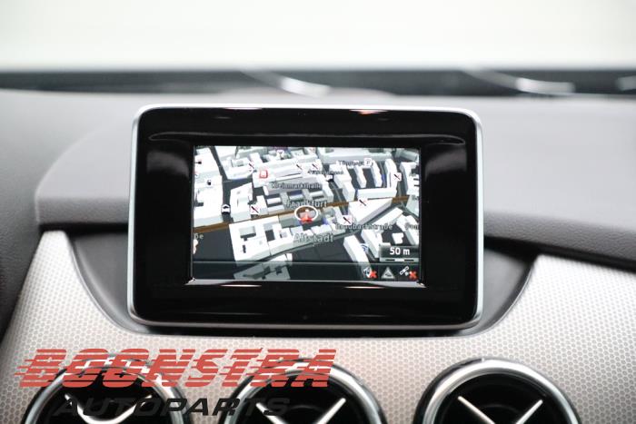 Mercedes B 1.6 B-180 BlueEFFICIENCY Turbo 16V Sloopvoertuig (2012, Grijs)