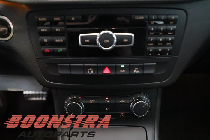 Mercedes B 1.6 B-180 BlueEFFICIENCY Turbo 16V Sloopvoertuig (2012, Grijs)