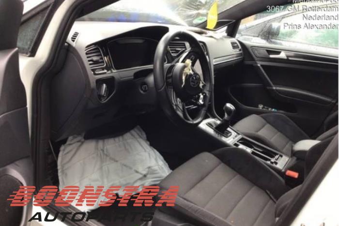 Volkswagen Golf VII 2.0 R 4Motion 16V Sloopvoertuig (2019, Wit)