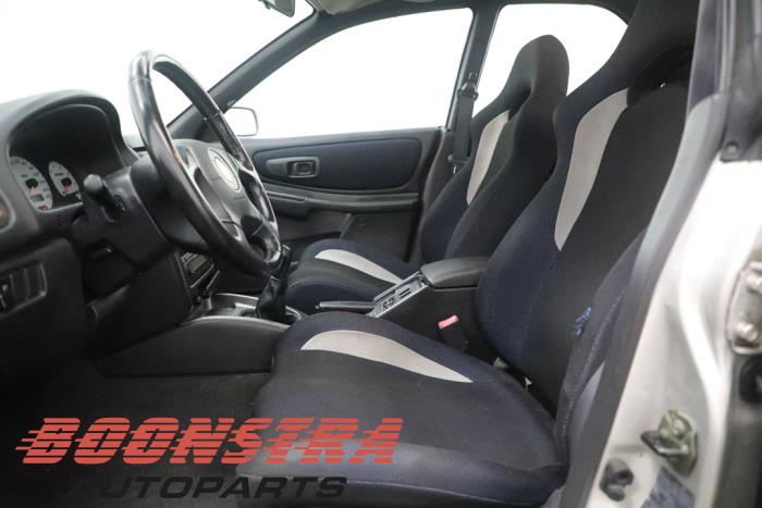 Subaru Impreza I 2.0i Turbo GT 16V 4x4 Sloopvoertuig (2000, Grijs)