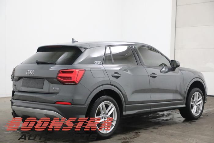 Audi Q2 1.4 TFSI 16V 150 Sloopvoertuig (2018, Grijs)