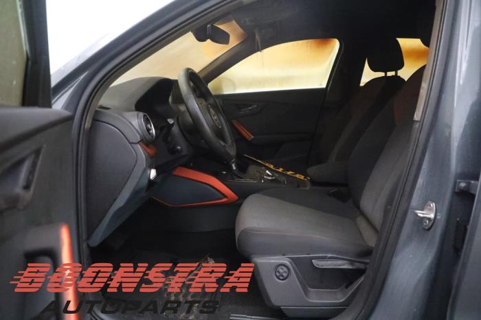 Audi Q2 1.4 TFSI 16V 150 Sloopvoertuig (2018, Grijs)