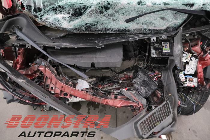 Ford Kuga II 1.5 EcoBoost 16V 150 Sloopvoertuig (2017, Rood)