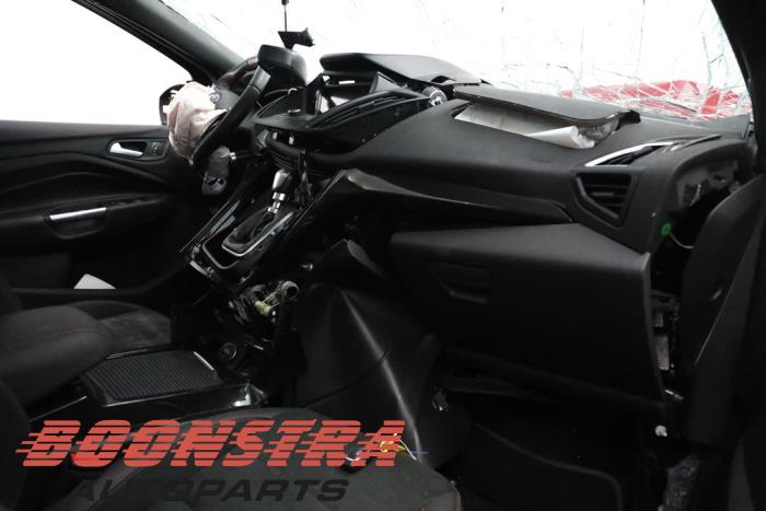 Ford Kuga II 1.5 EcoBoost 16V 150 Sloopvoertuig (2017, Rood)