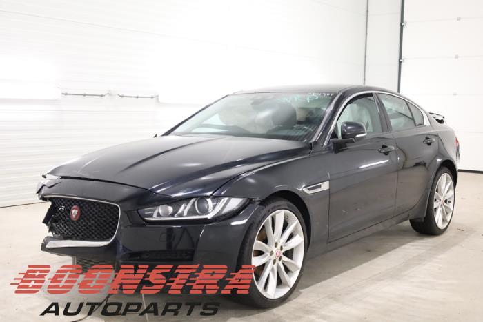 Jaguar XE 2.0d 180 16V Sloopvoertuig (2017, Zwart)
