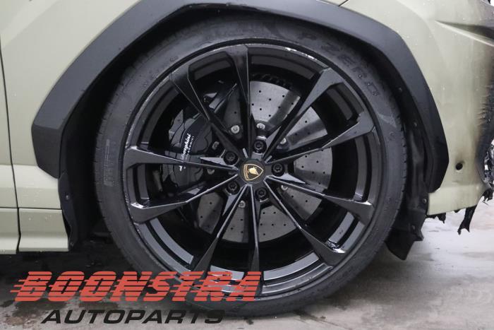 Lamborghini Urus 4.0 V8 Sloopvoertuig (2022, Groen, Zwart)