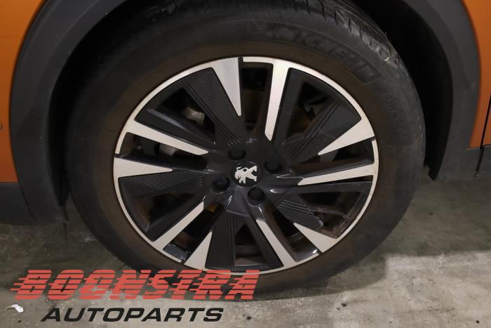 Peugeot 2008 e-2008 50 kWh Sloopvoertuig (2020, Oranje)