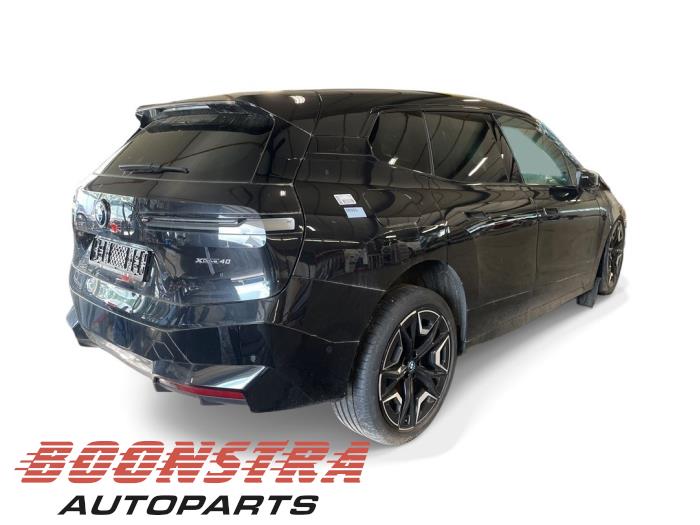 BMW iX xDrive40 77 kWh Sloopvoertuig (2022, Zwart)