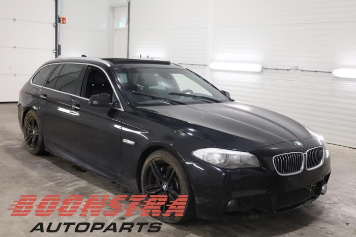 BMW 5 serie Touring 525d 24V Sloopvoertuig (2011, Zwart)