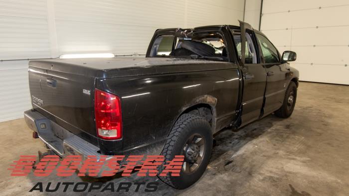 Dodge Ram 2500 5.9 TDi V6 4x4 Sloopvoertuig (2004)