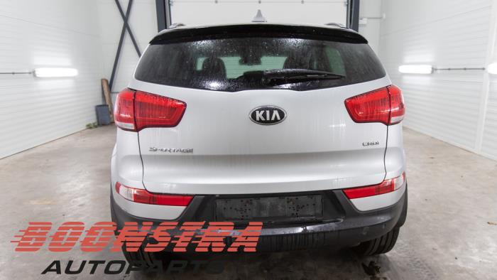Kia Sportage 1.7 CRDi 16V 4x2 Sloopvoertuig (2014, Zilvergrijs)