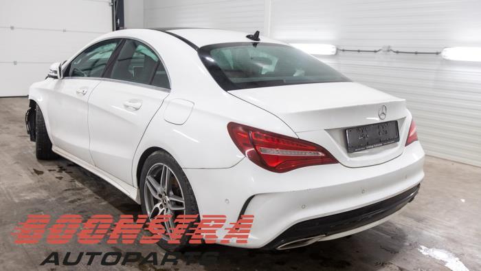 Mercedes CLA 1.6 CLA-180 16V Sloopvoertuig (2018, Wit)