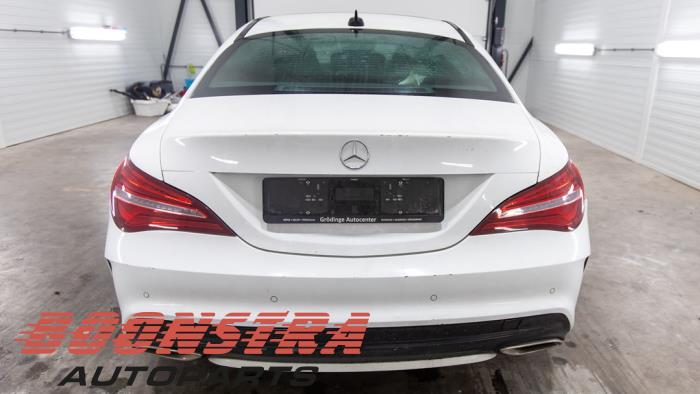 Mercedes CLA 1.6 CLA-180 16V Sloopvoertuig (2018, Wit)