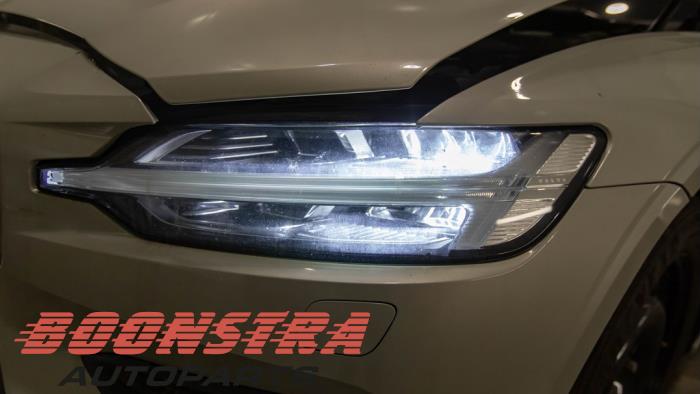 Volvo V60 II 2.0 D4 16V Sloopvoertuig (2019, Wit)