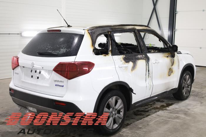 Suzuki Vitara 1.4 Booster Jet Turbo 16V SHVS Sloopvoertuig (2021, Wit)