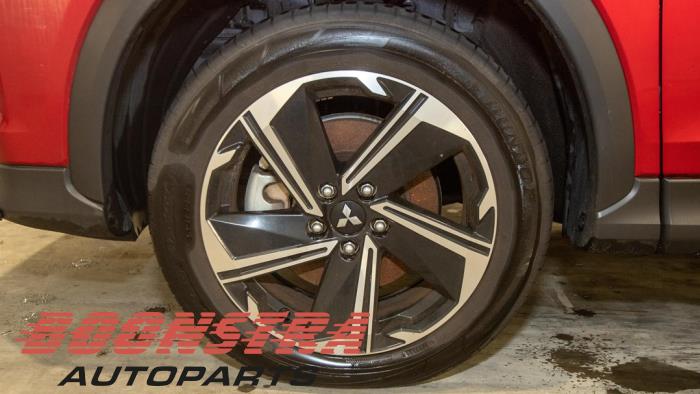 Mitsubishi Eclipse Cross 2.4 16V PHEV 4x4 Sloopvoertuig (2021, Rood)