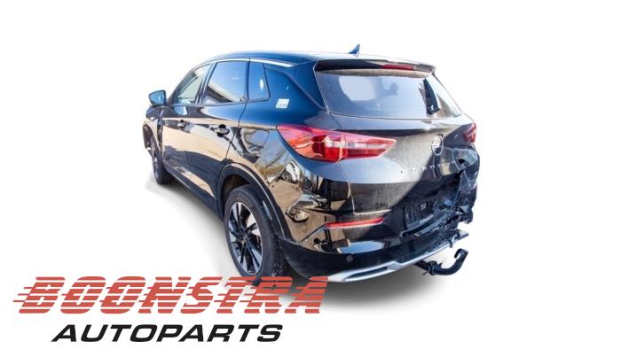 Opel Grandland 1.6 Turbo 16V Hybrid Sloopvoertuig (2023, Metallic, Zwart)