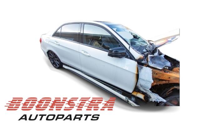 Mercedes E-Klasse AMG 5.5 E-63 S AMG V8 32V 4-Matic Sloopvoertuig (2013, Wit)