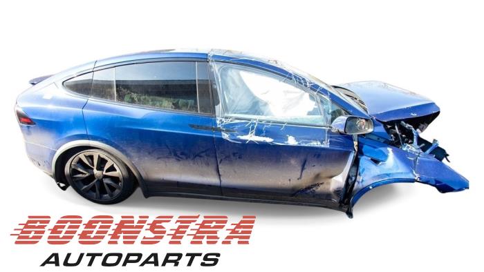 Tesla Model X Dual Motor AWD, Long Range Sloopvoertuig (2023, Blauw)