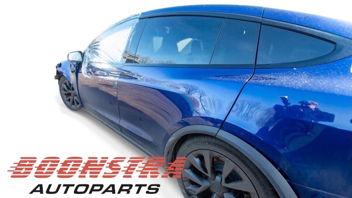 Tesla Model X Dual Motor AWD, Long Range Sloopvoertuig (2023, Blauw)