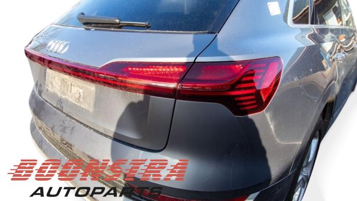 Audi e-tron 55 quattro Sloopvoertuig (2020, Grijs)