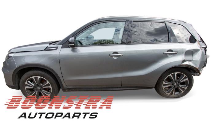 Suzuki Vitara 1.5 16V Dualjet Hybrid Sloopvoertuig (2022, Grijs)