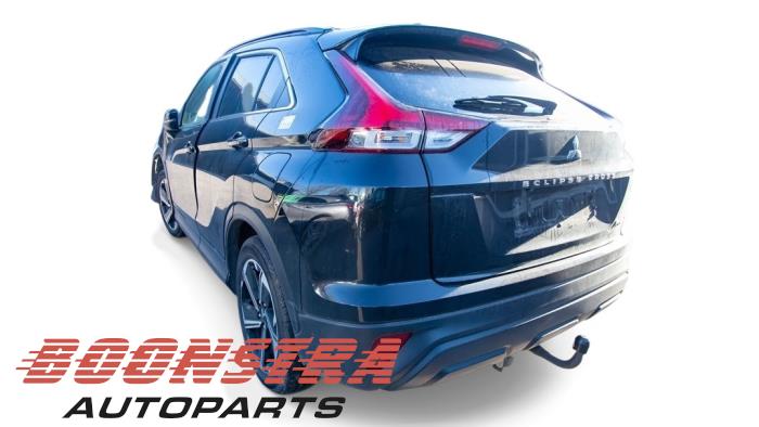 Mitsubishi Eclipse Cross 2.4 16V PHEV 4x4 Sloopvoertuig (2023, Zwart)
