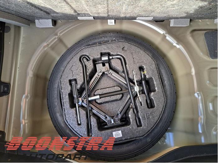 Kia Picanto 1.0 DPI 12V Sloopvoertuig (2023, Zwart)