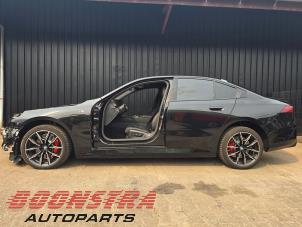 BMW 5 serie 530e 2.0 TwinPower Turbo 16V Sloopvoertuig (2025, Zwart)