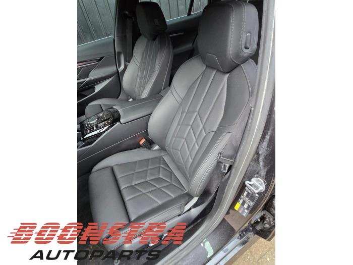 BMW i5 Touring eDrive40 84 kWh Sloopvoertuig (2024, Grijs)
