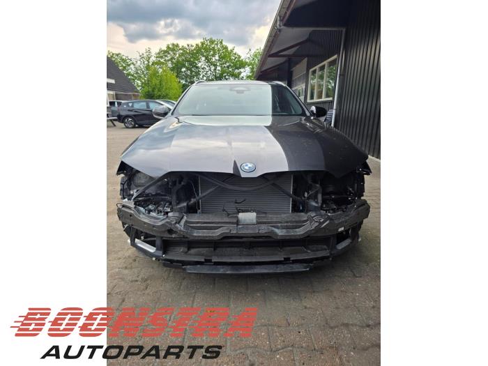 BMW i5 Touring eDrive40 84 kWh Sloopvoertuig (2024, Grijs)