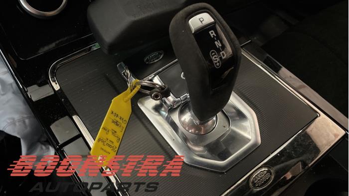 Landrover Range Rover Evoque II 1.5 P300e 12V AWD Sloopvoertuig (2021, Wit)