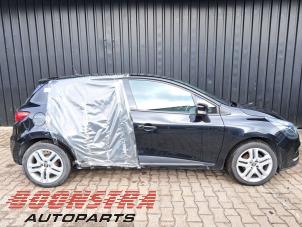 Renault Clio IV 0.9 Energy TCE 90 12V Sloopvoertuig (2017, Zwart)