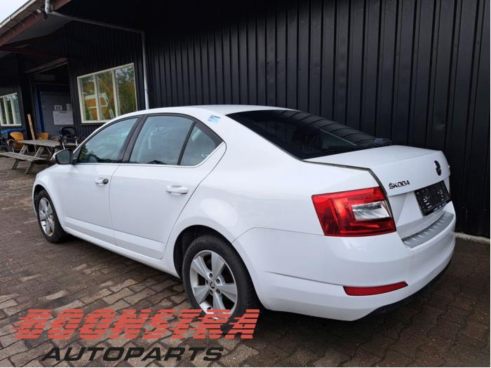Skoda Octavia 1.6 TDI GreenTec 16V Sloopvoertuig (2013, Wit)