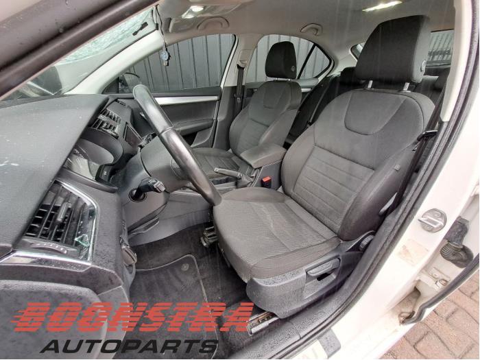 Skoda Octavia 1.6 TDI GreenTec 16V Sloopvoertuig (2013, Wit)