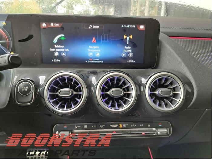 Mercedes EQA 250 67 kWh Sloopvoertuig (2021, Wit)