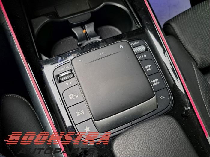 Mercedes EQA 250 67 kWh Sloopvoertuig (2021, Wit)