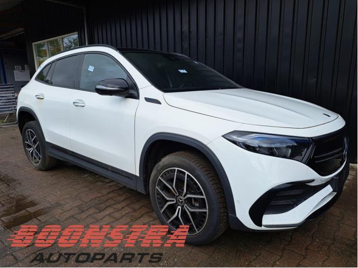 Mercedes EQA 250 67 kWh Sloopvoertuig (2021, Wit)