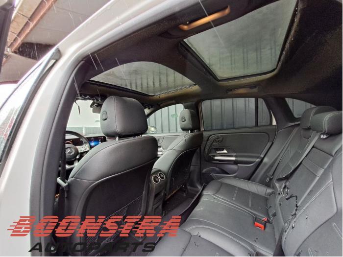 Mercedes EQA 250 67 kWh Sloopvoertuig (2021, Wit)