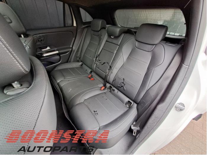 Mercedes EQA 250 67 kWh Sloopvoertuig (2021, Wit)