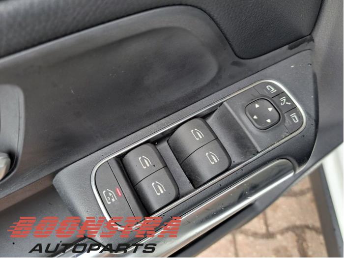 Mercedes EQA 250 67 kWh Sloopvoertuig (2021, Wit)