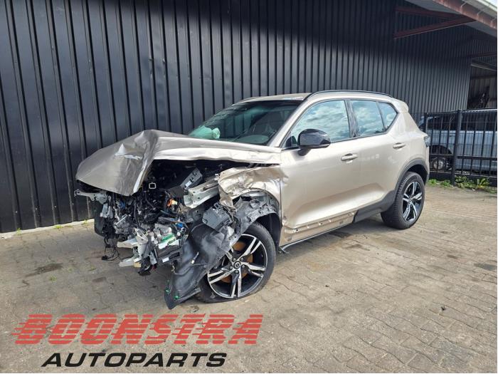 Volvo XC40 17-