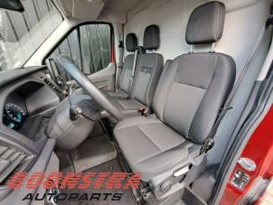 Ford Transit 2.0 TDCi 16V Eco Blue 130 Sloopvoertuig (2021, Rood)