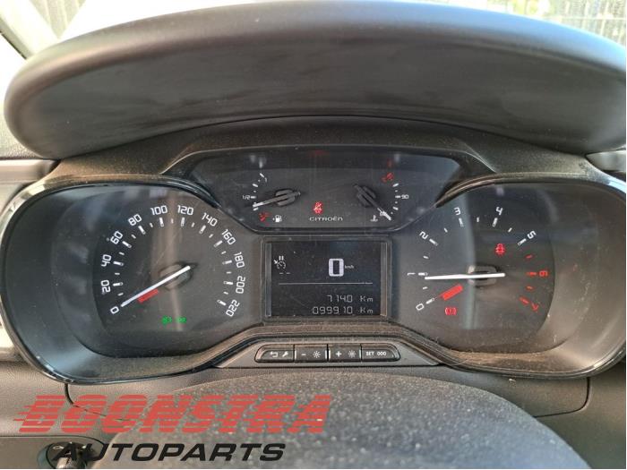 Citroen C3 1.2 Vti 12V PureTech Sloopvoertuig (2018, Grijs)